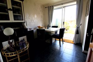 Dining Room- click for photo gallery